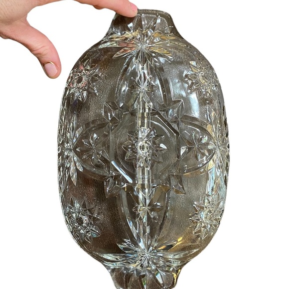 Rare Vintage Clear Carved Glass Pickle, Condiment or Serving Dish. - Picture 9 of 14